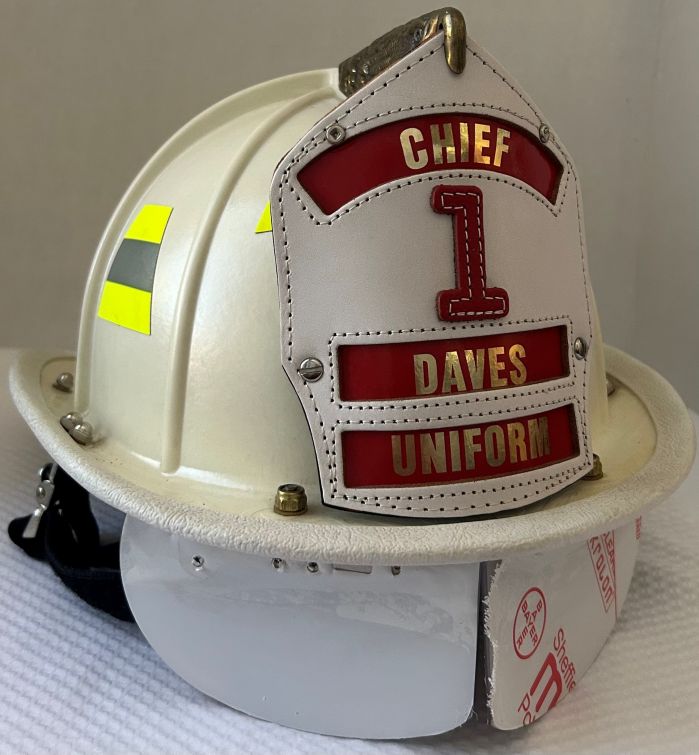 *CLEARANCE* WHITE CAIRNS 1044 FIRE HELMET with EAGLE.